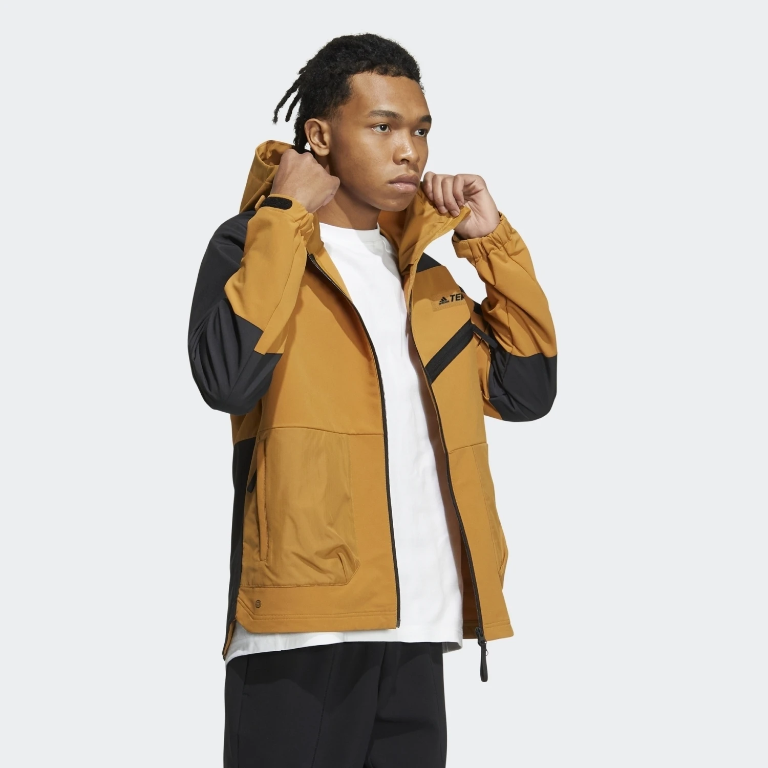 Adidas Terrex Utilitas Softshelljacke Herren Outdoorjacke Braun Schwarz – Bild 2