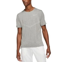 Nike Dri-FIT Rise 365 Running Tee Herren Laufshirt Hellgrau