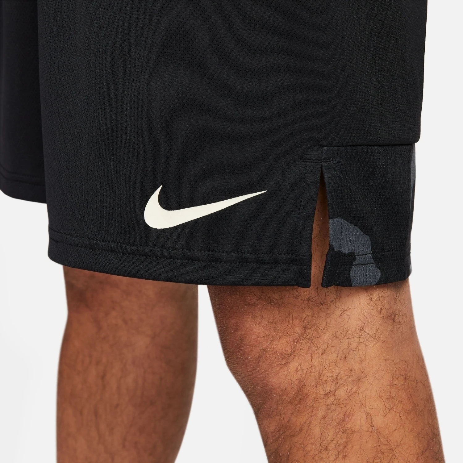 Nike Dri-FIT Shorts Herren Trainingshose Schwarz Camouflage – Bild 5